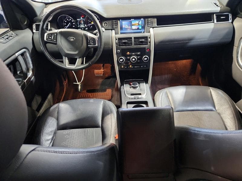 2017 LAND ROVER DISCOVERY SPORT SE 8