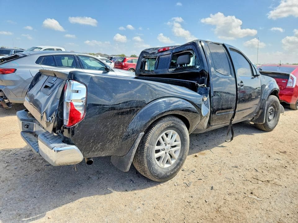 2017 NISSAN FRONTIER SV 3