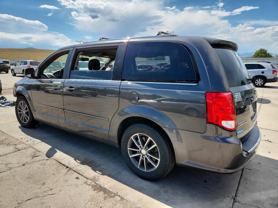 2017 DODGE GRAND CARAVAN SXT 2