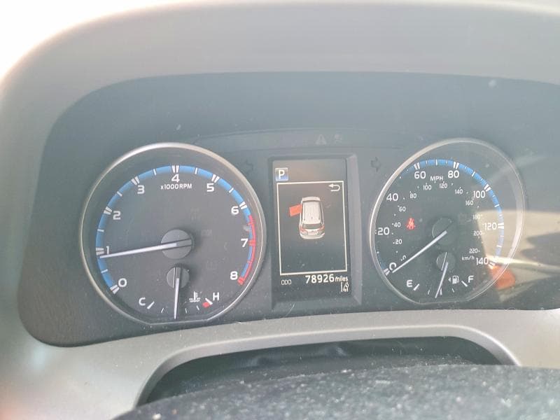2018 TOYOTA RAV4 XLE 9