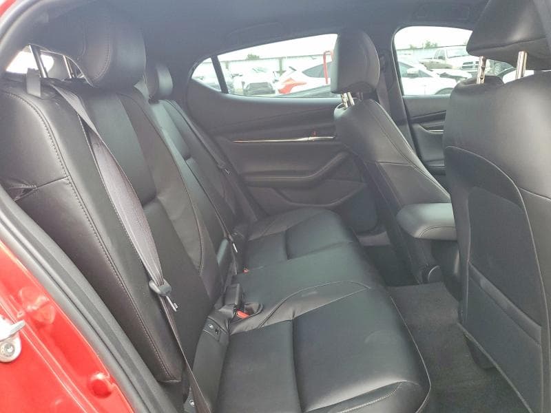 2021 MAZDA 3 10