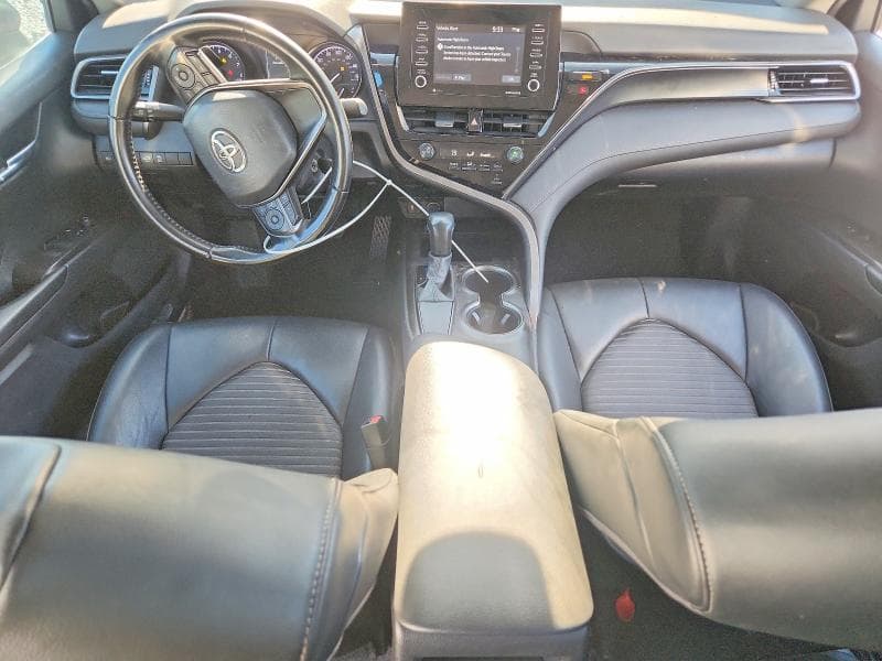 2021 TOYOTA CAMRY SE 8