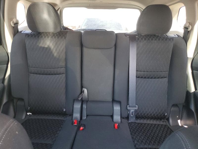2019 NISSAN ROGUE SV 10