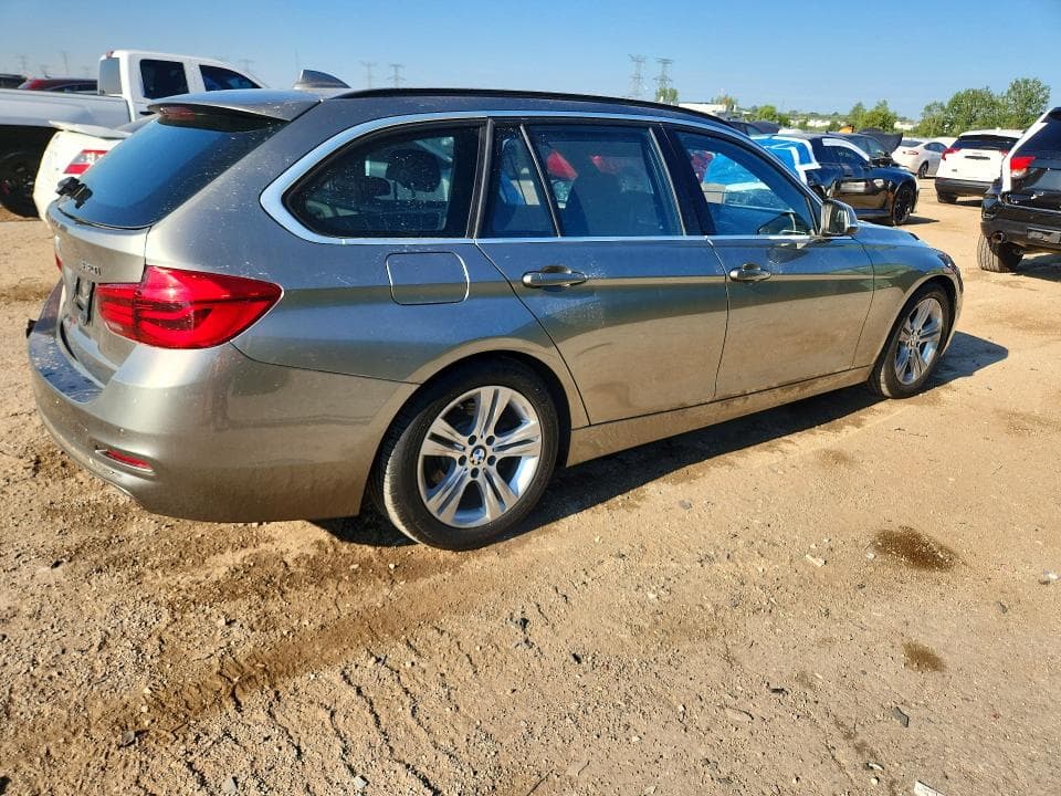 2017 BMW 330 XI 3