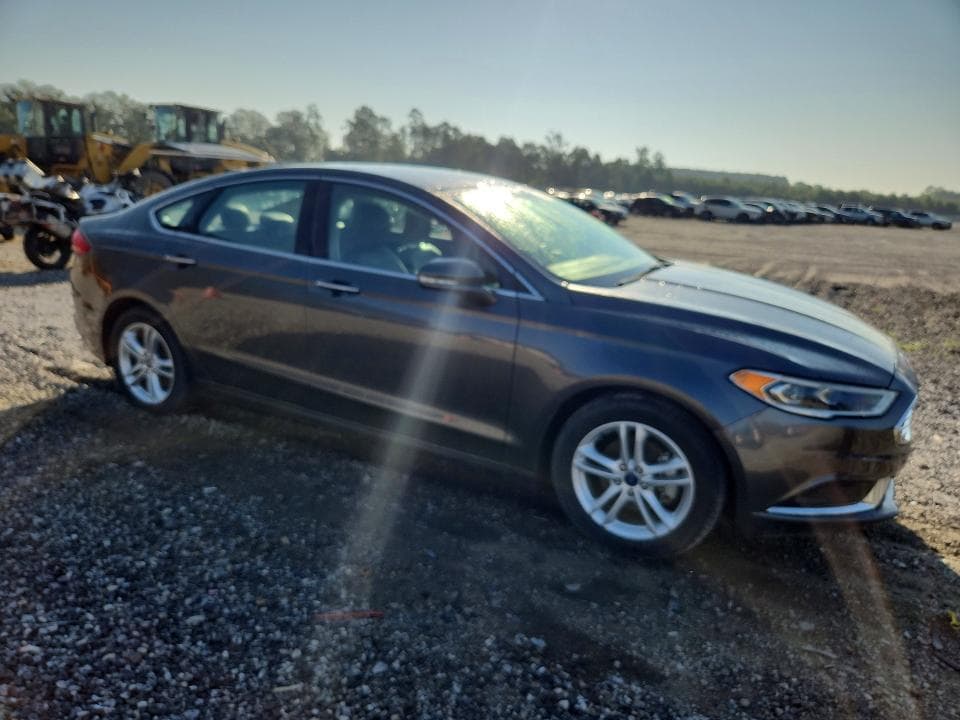 2018 FORD FUSION SE 4
