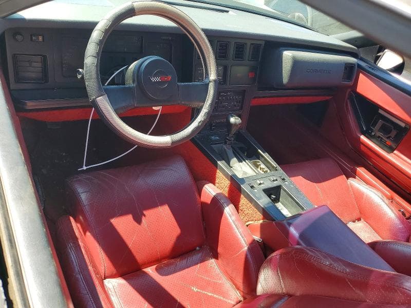 1985 CHEVROLET CORVETTE 8