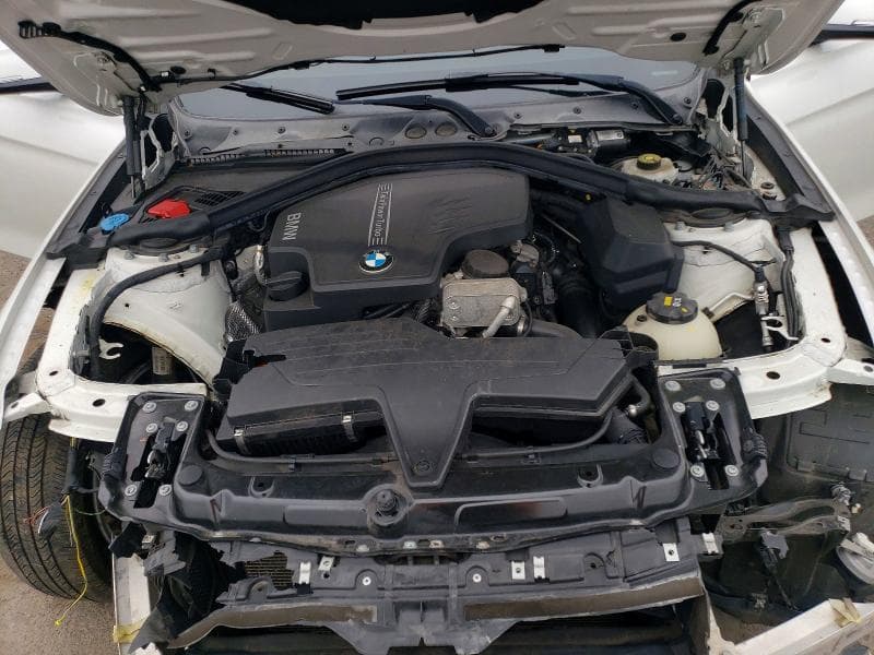 2017 BMW 320 XI 11