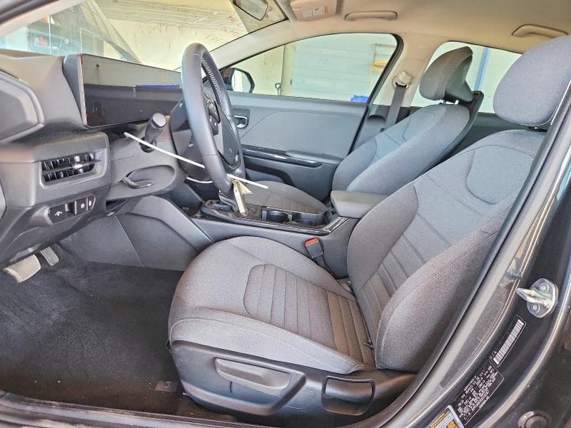 2025 KIA K4 EX 7