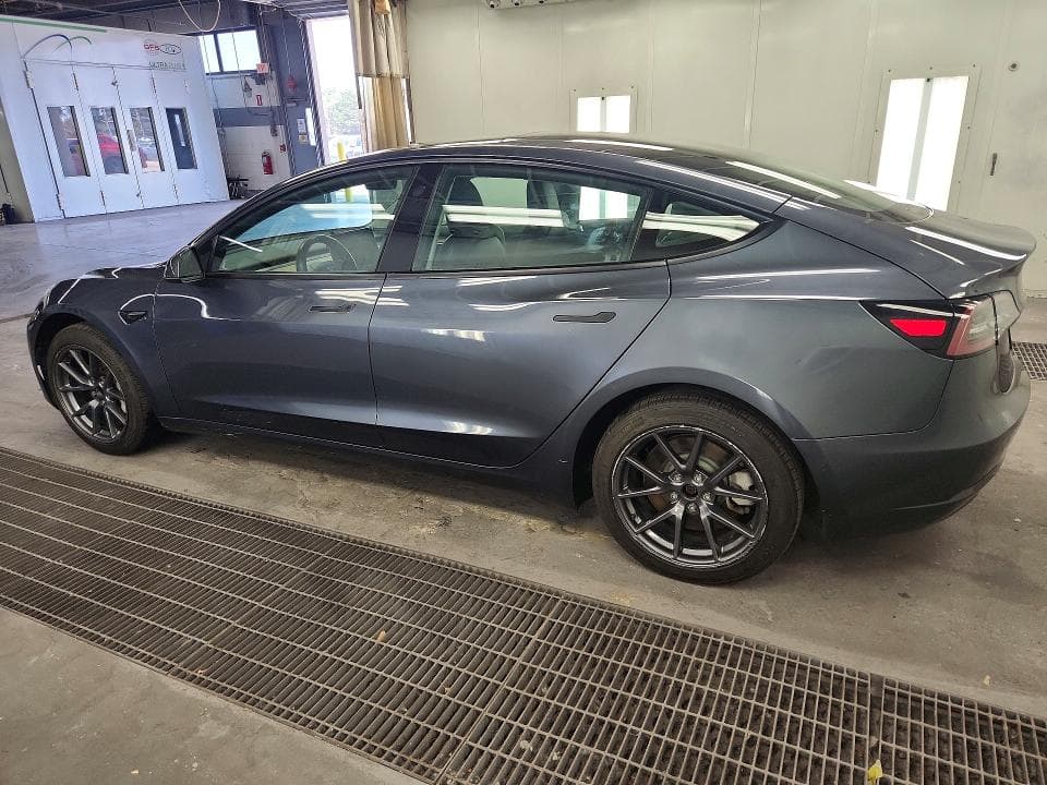 2022 TESLA MODEL 3 2