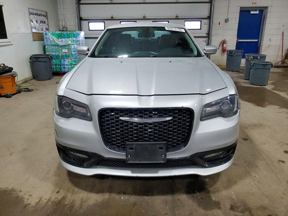 2019 CHRYSLER 300 TOURING 5