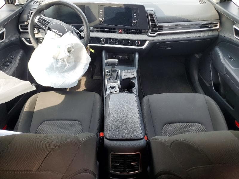 2024 KIA SPORTAGE LX 8