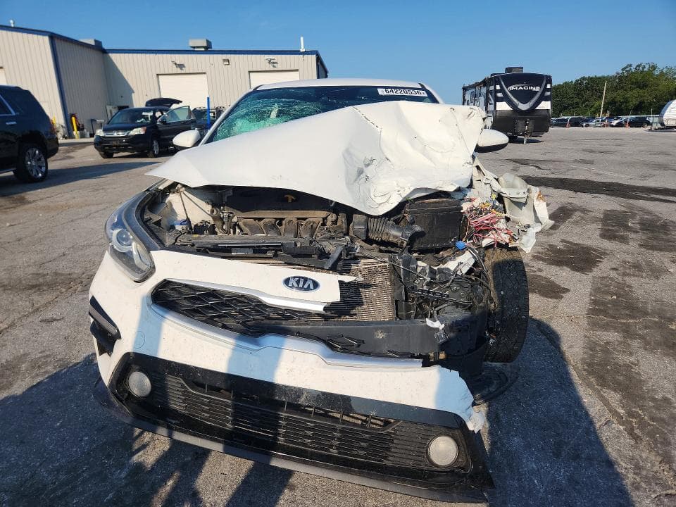 2019 KIA FORTE LXS 5