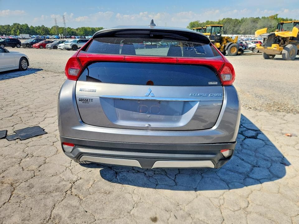 2018 MITSUBISHI ECLIPSE CROSS SE 6