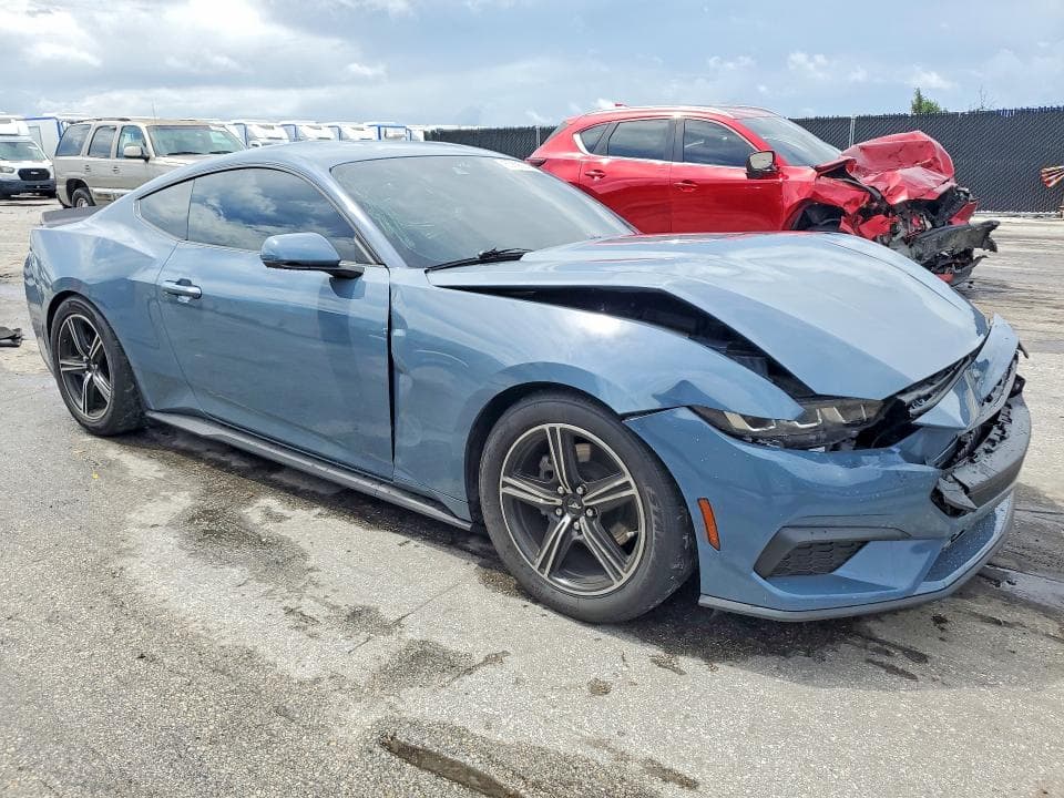2024 FORD MUSTANG 4