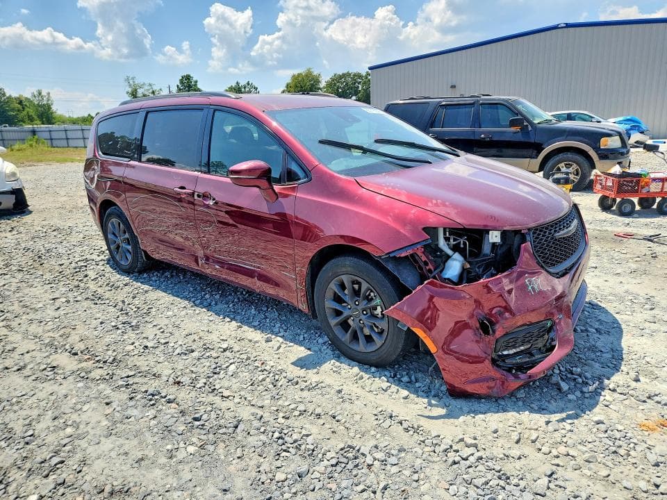 2021 CHRYSLER PACIFICA TOURING 4