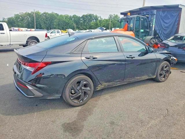 2026 HYUNDAI ELANTRA SEL SPORT 3