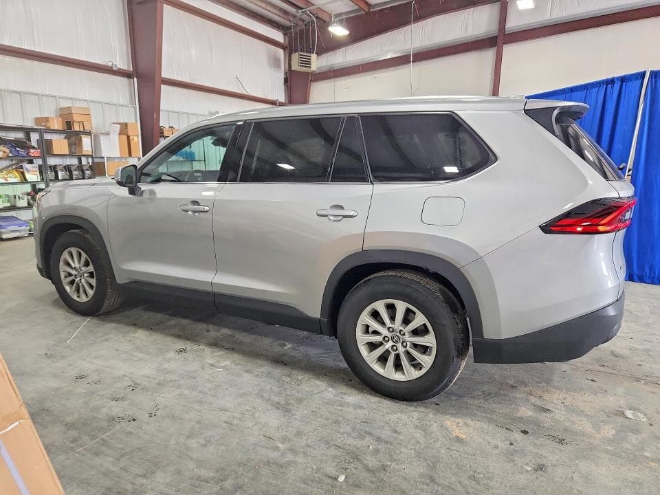 2026 TOYOTA GRAND HIGHLANDER XLE 2