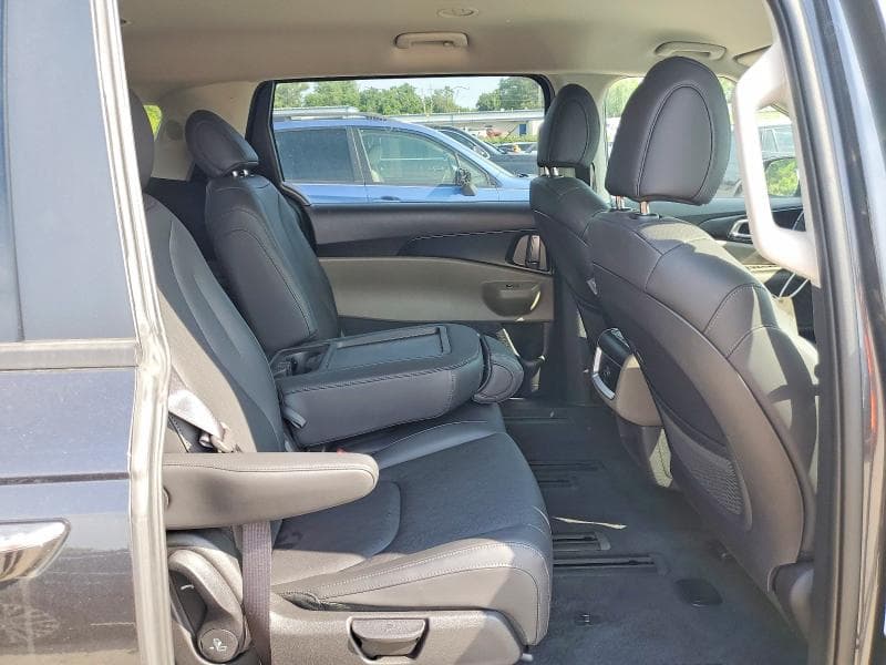2026 KIA CARNIVAL LXS 10