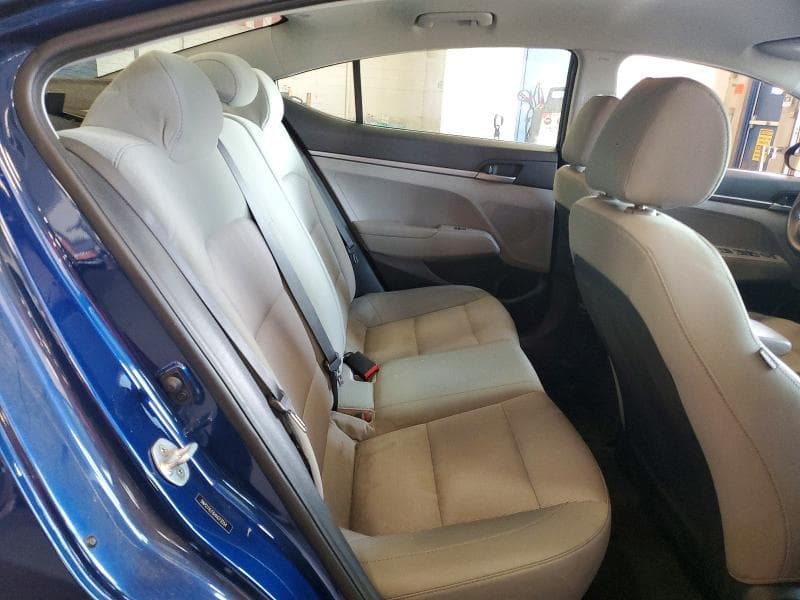 2017 HYUNDAI ELANTRA SE 10