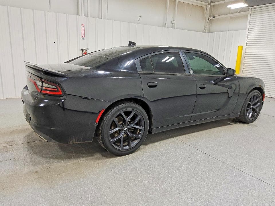 2017 DODGE CHARGER SXT 3