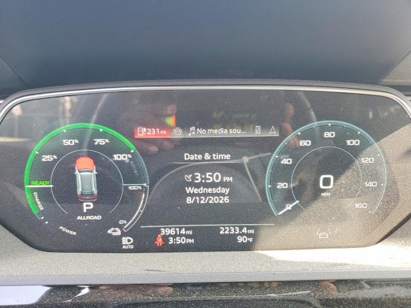 2024 AUDI Q8 E-TRON PREMIUM PLUS 9