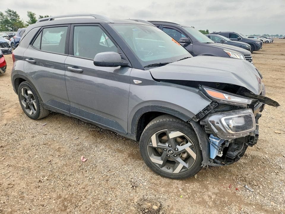 2021 HYUNDAI VENUE SEL 4