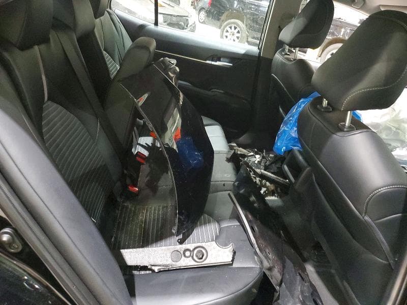 2024 TOYOTA CAMRY SE 10