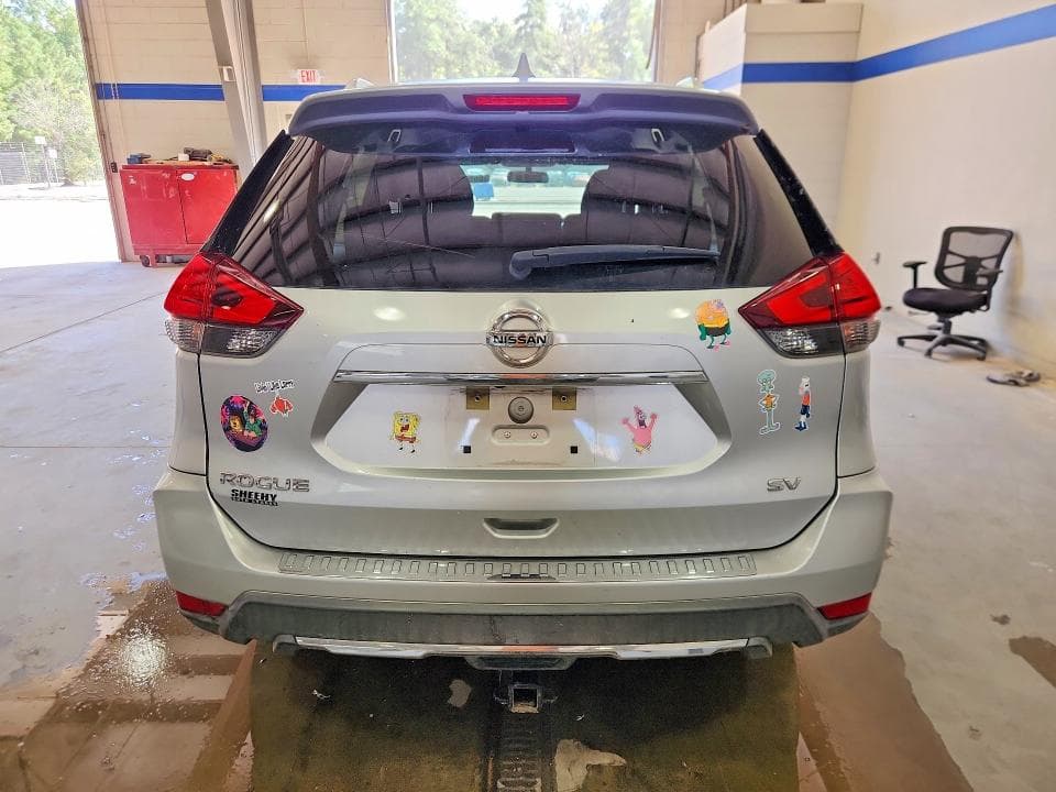 2017 NISSAN ROGUE SV 6