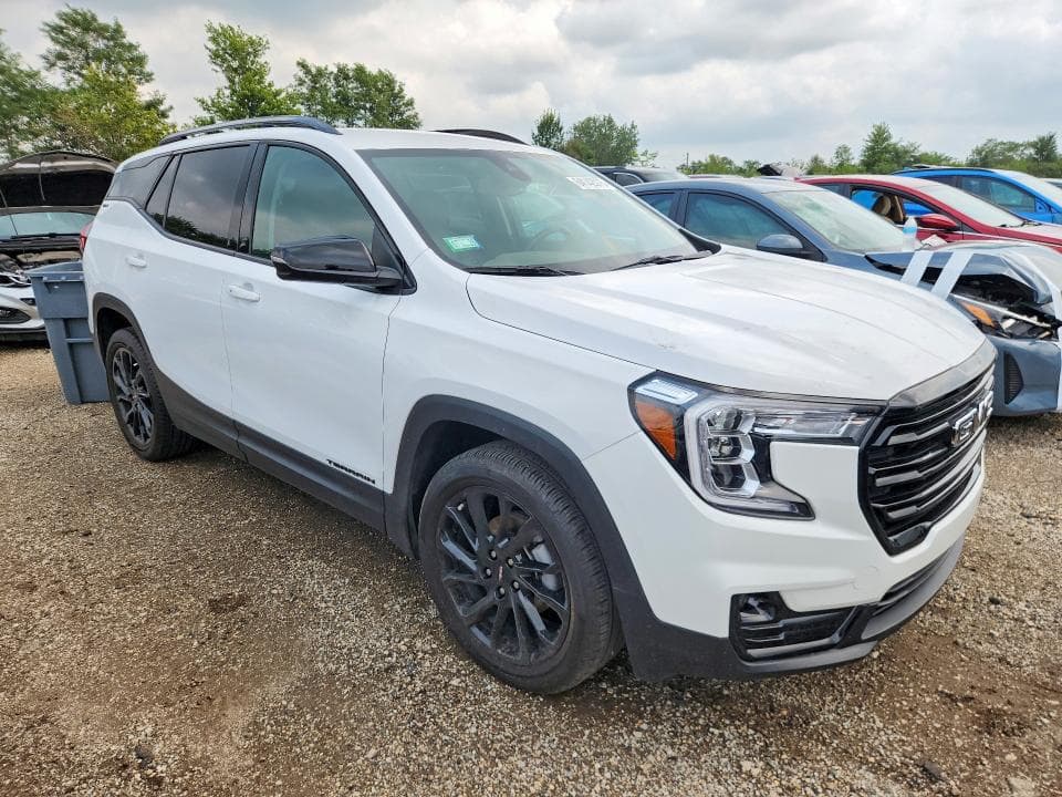 2023 GMC TERRAIN SLT 4