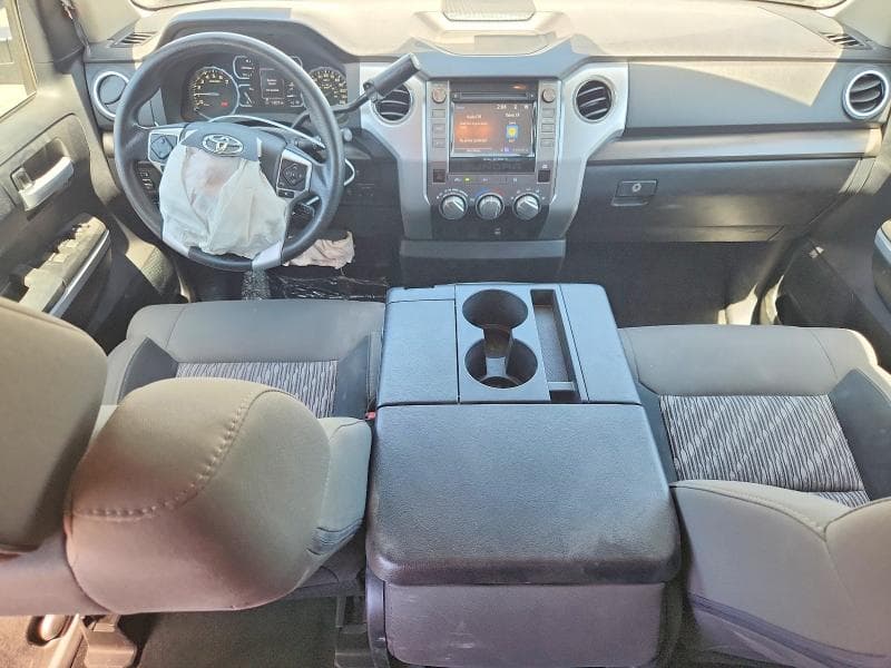 2019 TOYOTA TUNDRA SR5 8