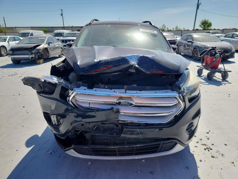 2018 FORD ESCAPE SE 5