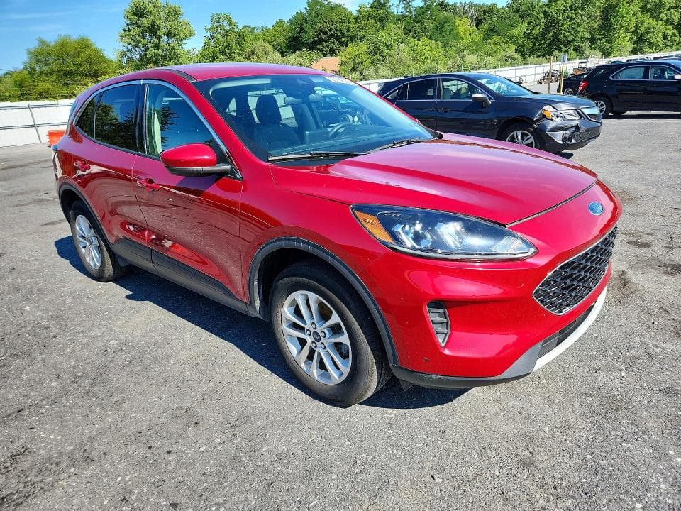 2020 FORD ESCAPE SE 4