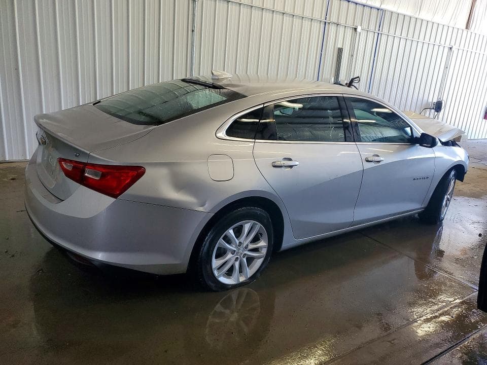2017 CHEVROLET MALIBU LT 3