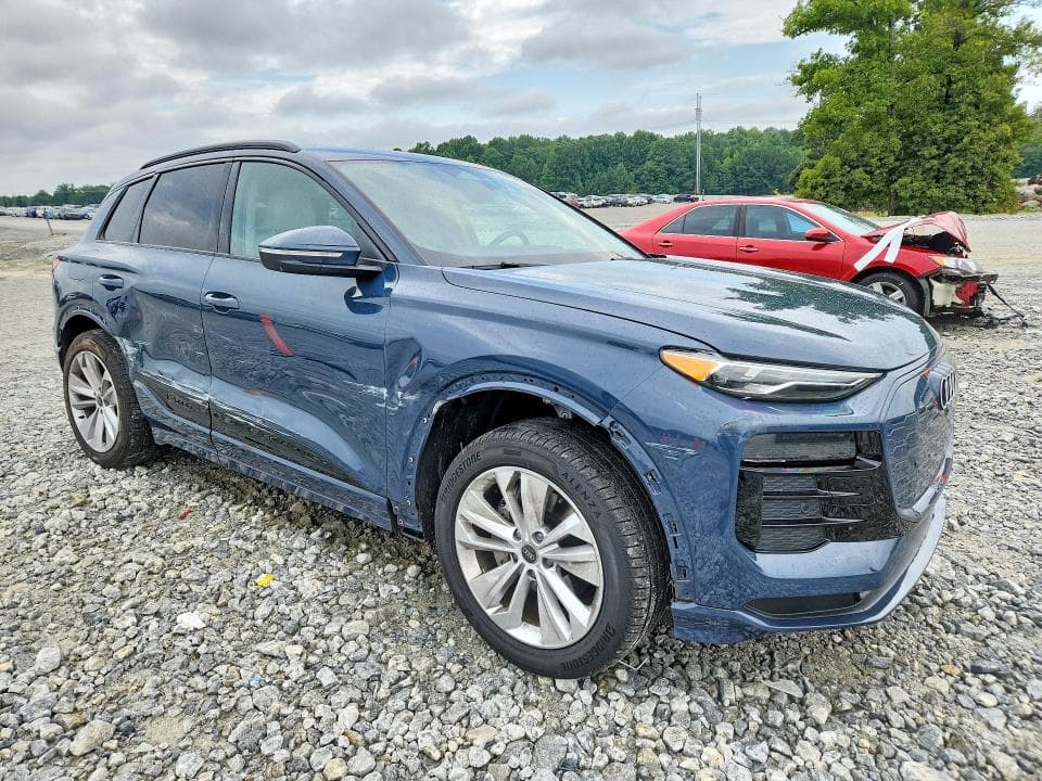2025 AUDI Q6 E-TRON PREMIUM 4