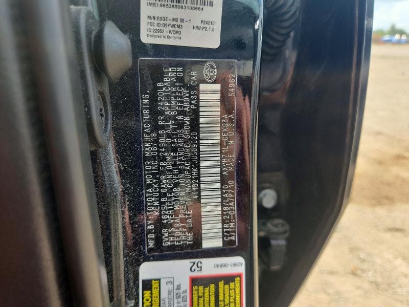 2018 TOYOTA CAMRY HYBRID XLE 12