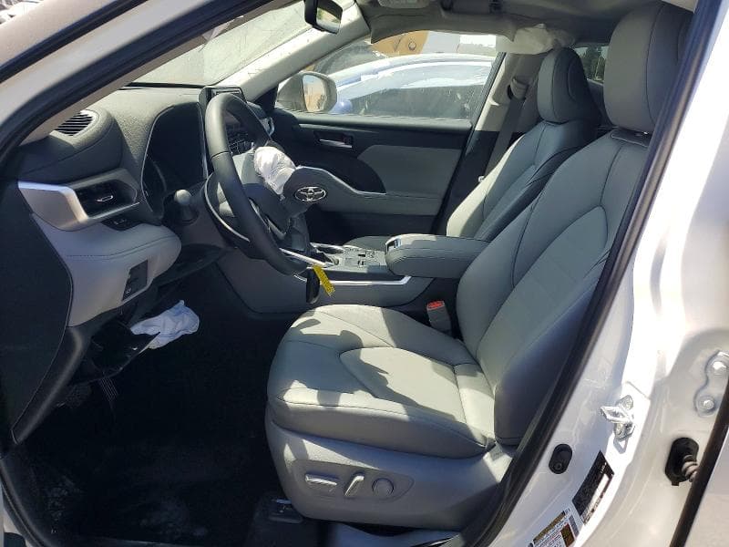 2026 TOYOTA HIGHLANDER HYBRID XLE 7