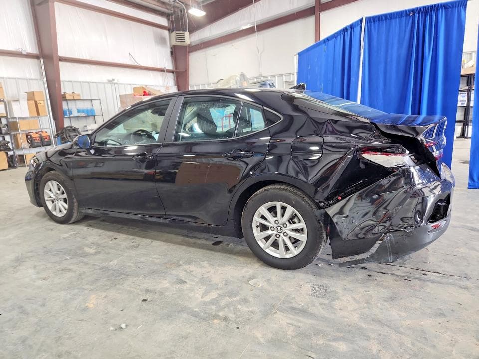 2026 TOYOTA CAMRY LE 2