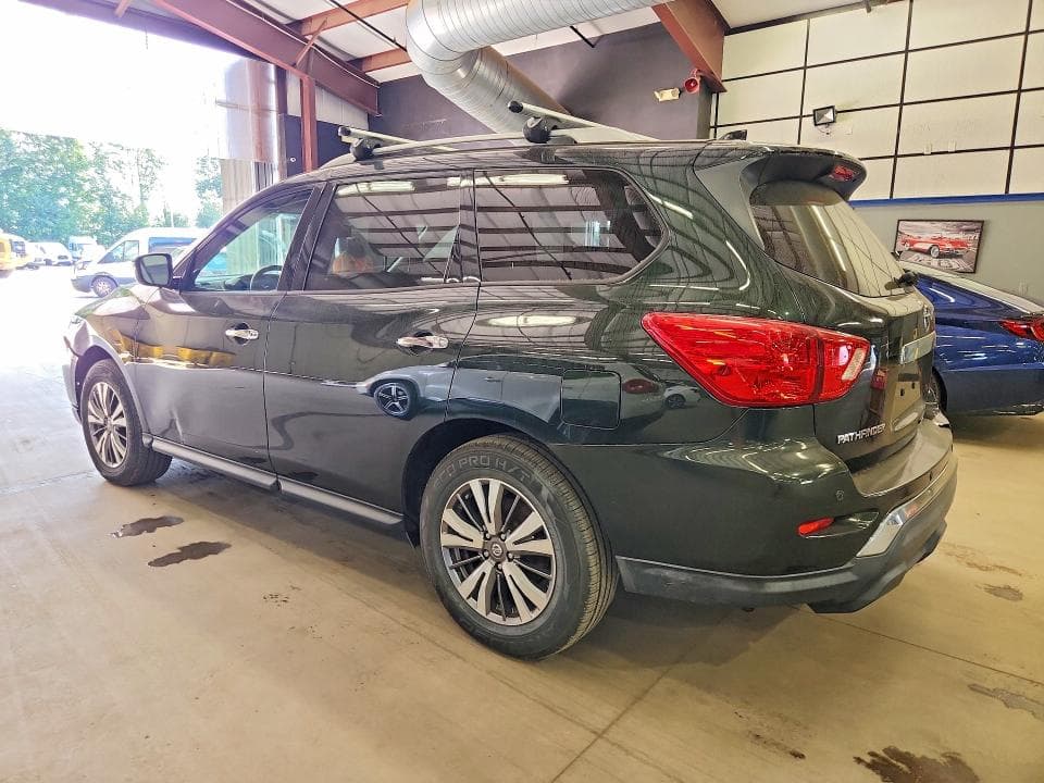 2019 NISSAN PATHFINDER SV 2