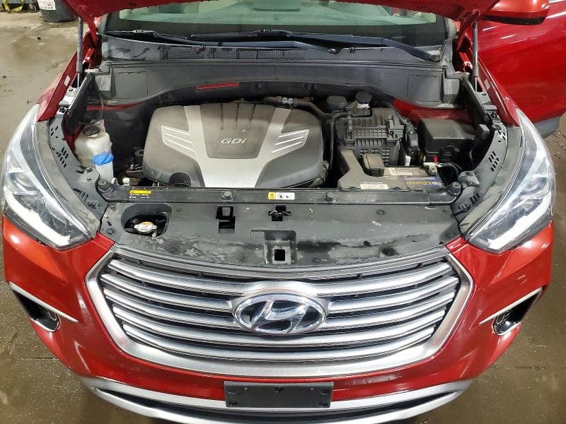 2018 HYUNDAI SANTA FE SE 11