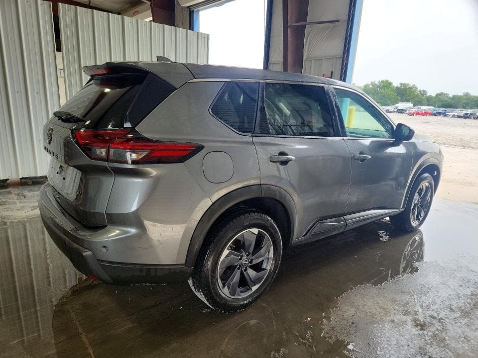 2024 NISSAN ROGUE SV 3