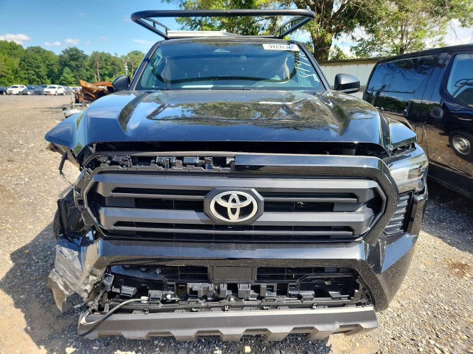 2025 TOYOTA TACOMA SR 5
