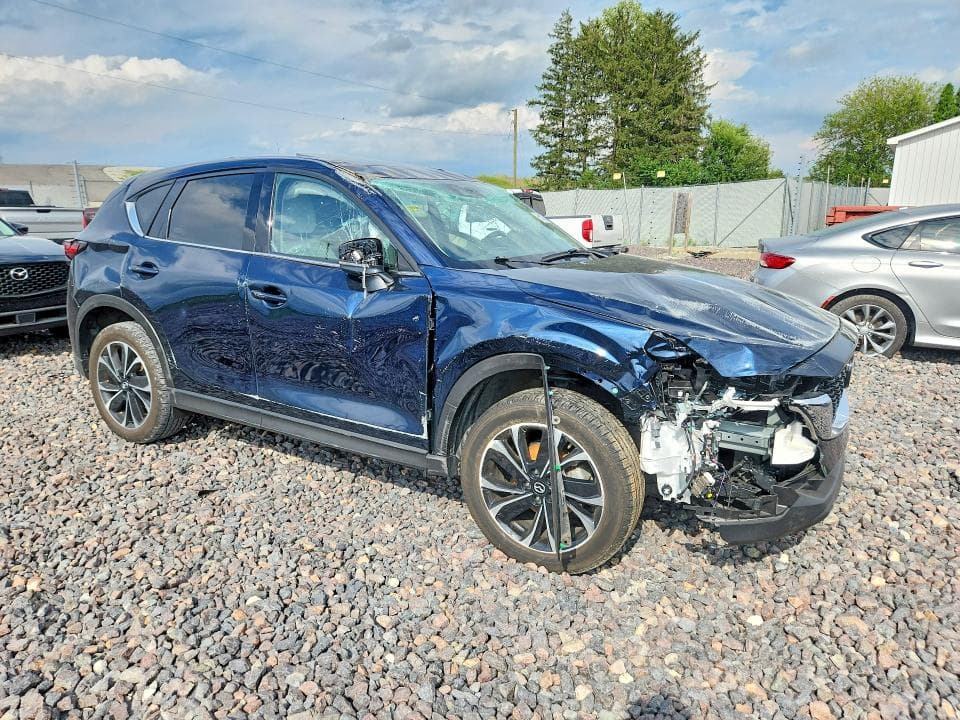 2023 MAZDA CX-5 PREMIUM 4