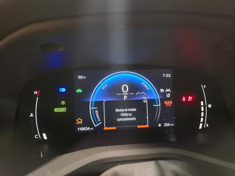 2025 TOYOTA CAMRY SE 9