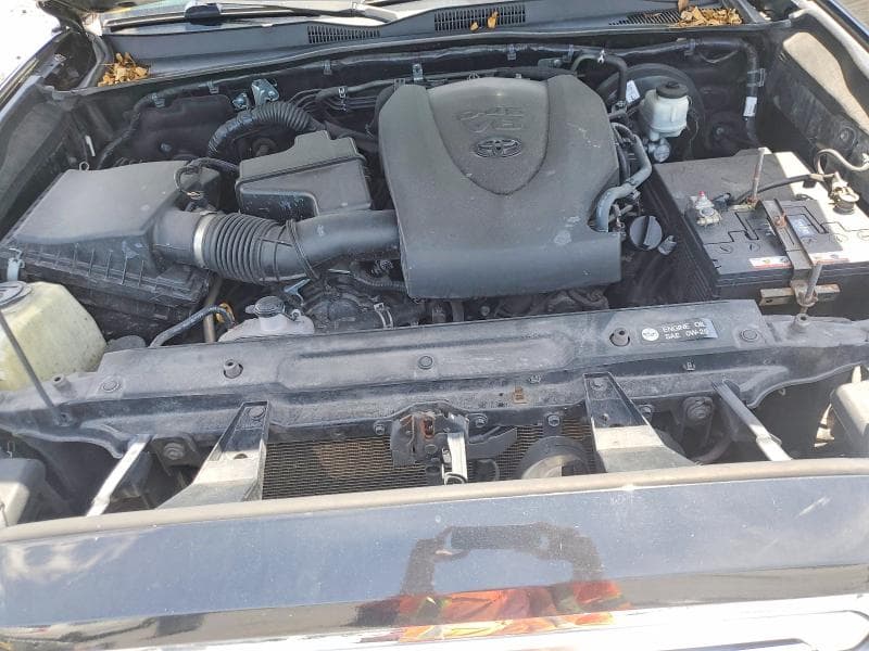 2019 TOYOTA TACOMA LIMITED 11