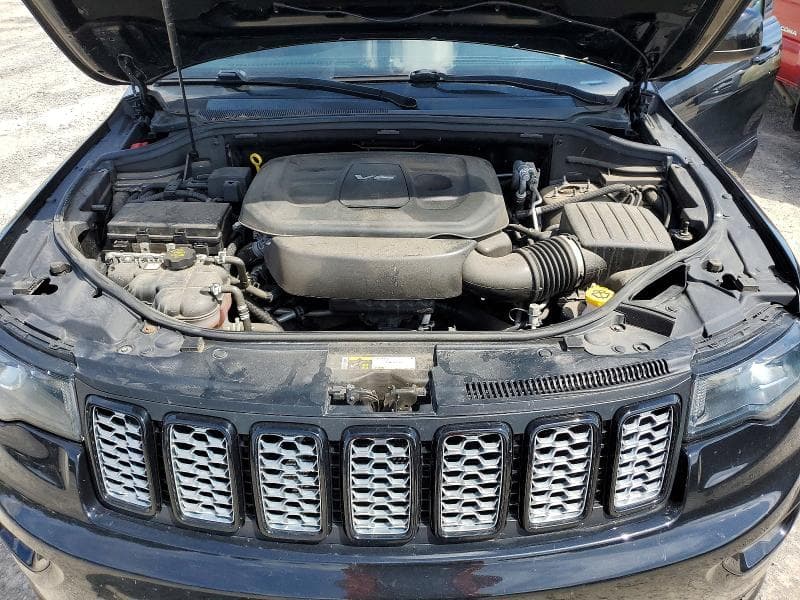 2019 JEEP GRAND CHEROKEE LAREDO 12