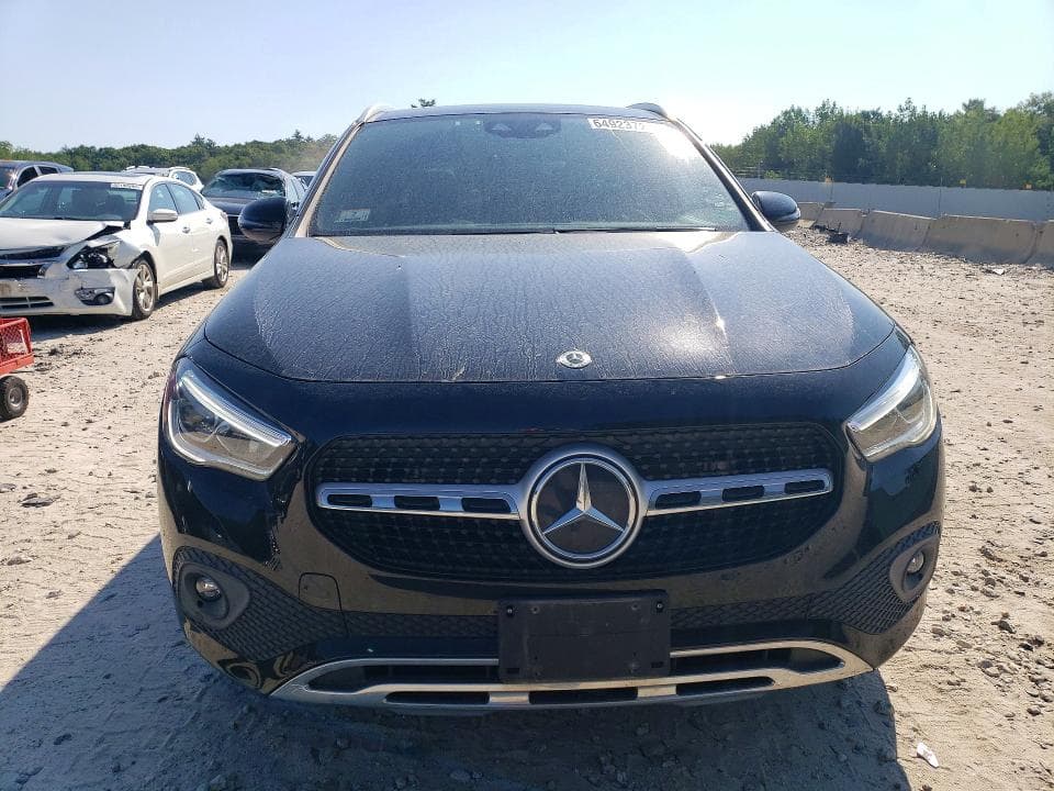 2021 MERCEDES-BENZ GLA 250 4MATIC 5