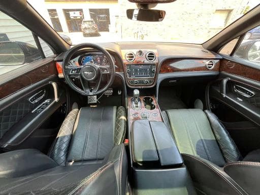 2017 BENTLEY BENTAYGA 11