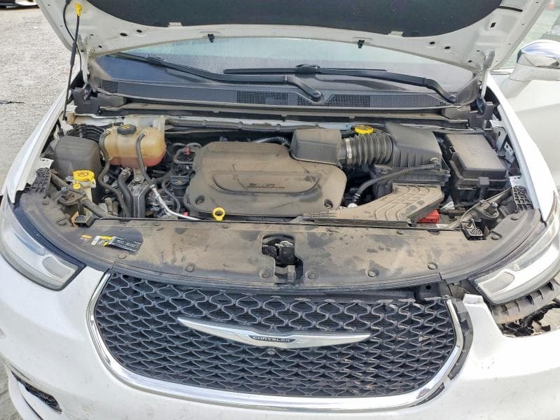 2022 CHRYSLER PACIFICA LIMITED 12