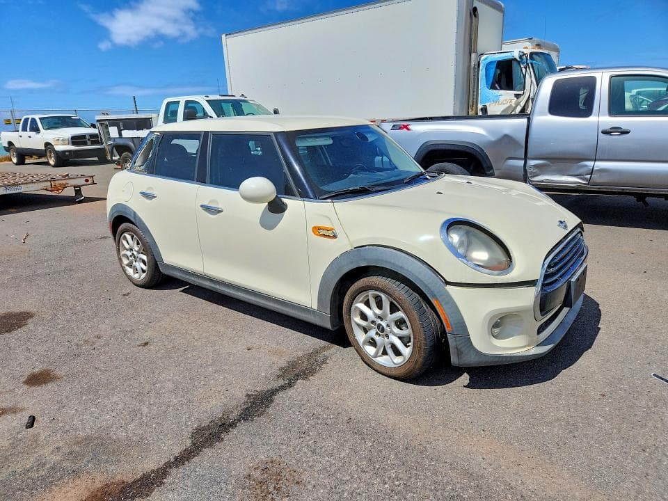 2017 MINI COOPER 4
