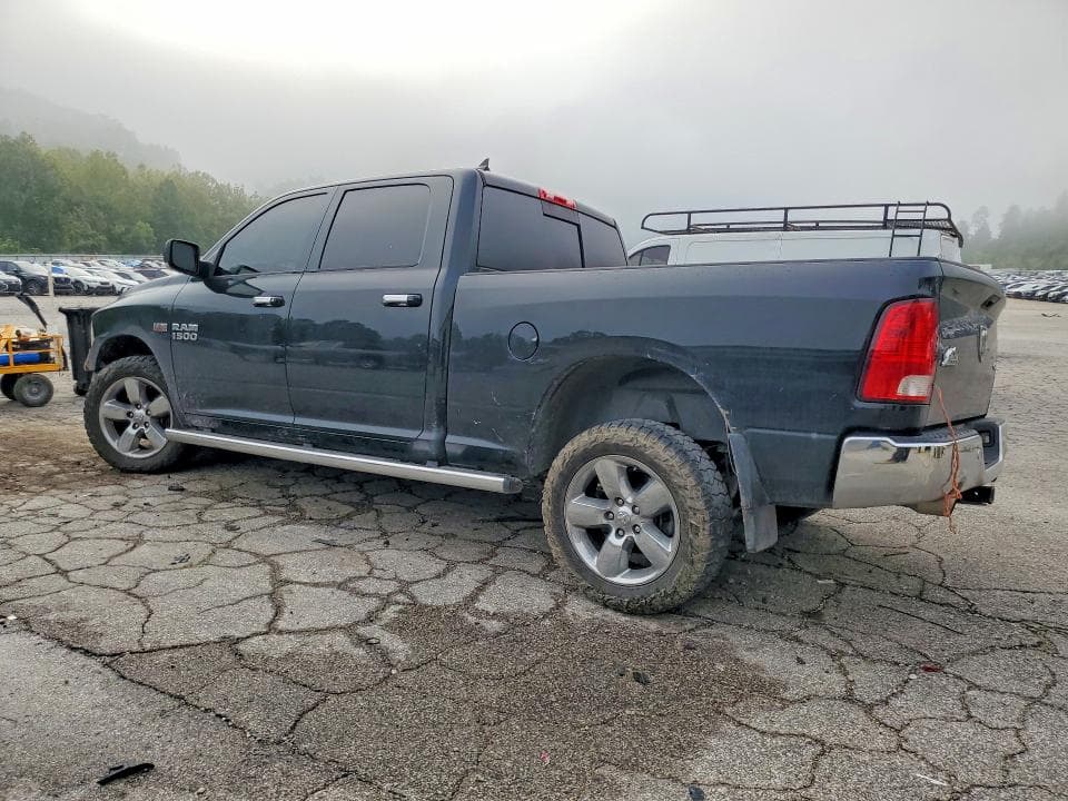 2017 RAM 1500 SLT 2